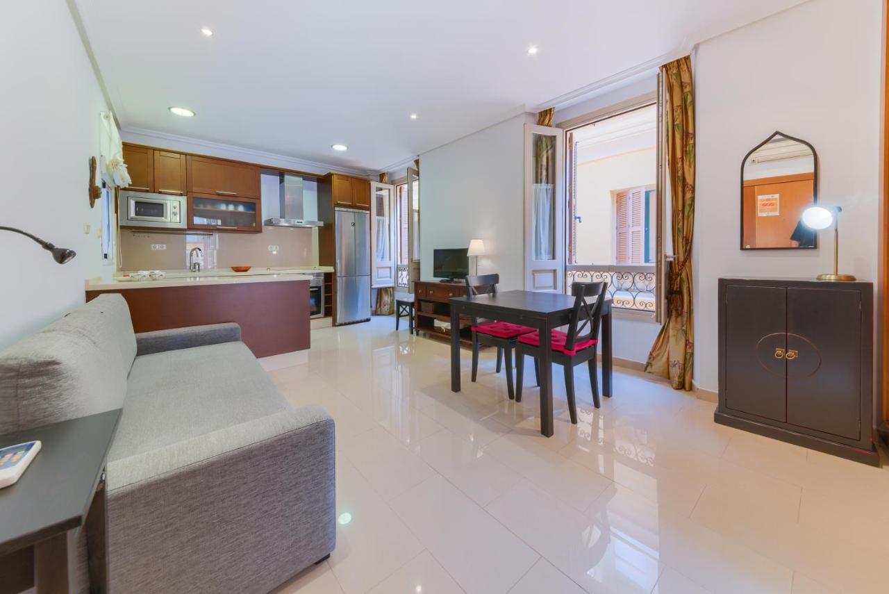 Holidays2Malaga Lazcano High Wifi & French Balcony Exterior foto